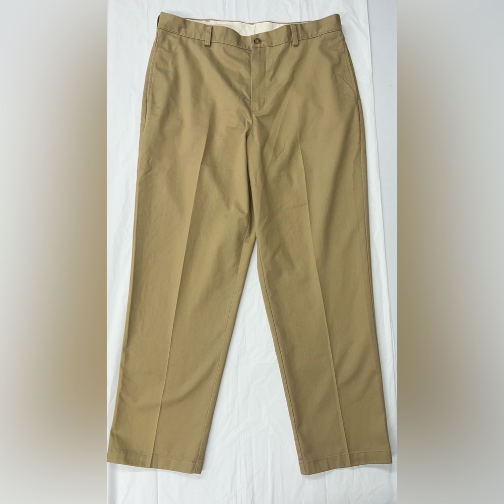 LL Bean Mens Chino Pants Size 37Wx32L Comfort Waist Tan 100% Cotton Straight